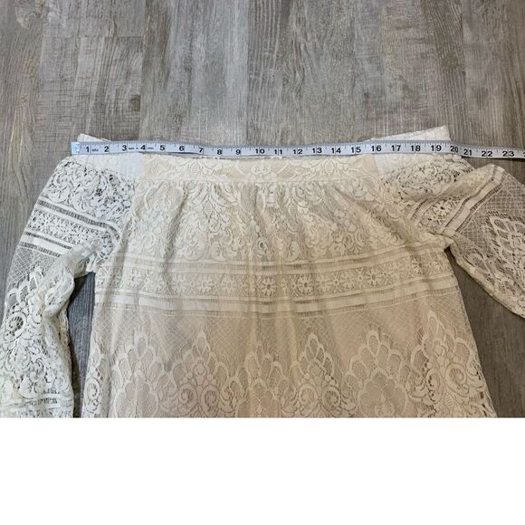 NWT David’s bridal speechless
Off-the-Shoulder 3/4-Sleeve Lace Shift Dr… - Picture 10 of 15